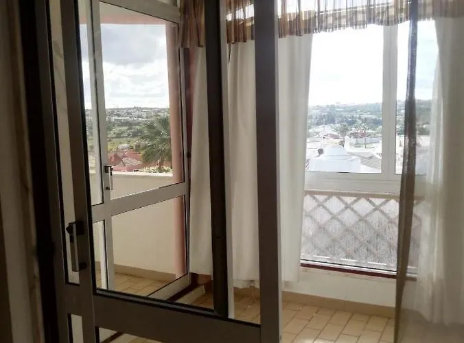 アパート 2 Quartos, Varanda Refeicoes, Prestige For ラゴス